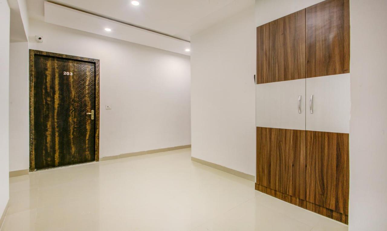 Treebo Kings Inn Vashi Navi Mumbai Ngoại thất bức ảnh